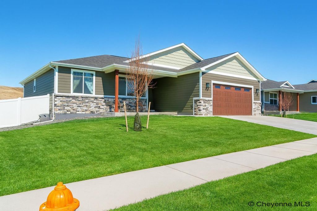 4934 CARLA DR, Cheyenne, WY 82009
