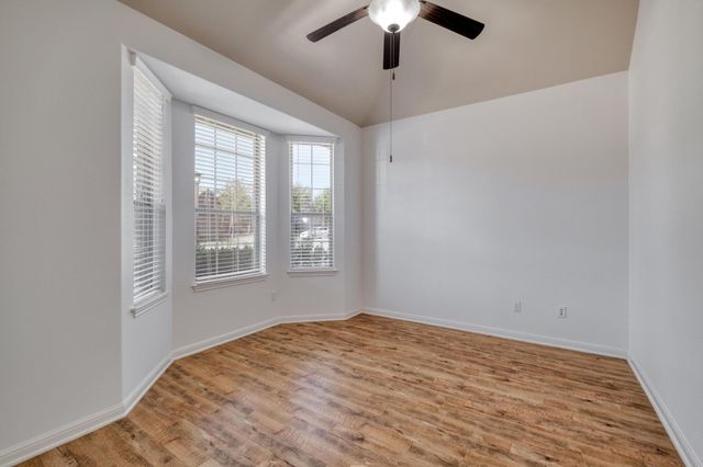 2213 Lookout Range DR, Leander, TX 78641