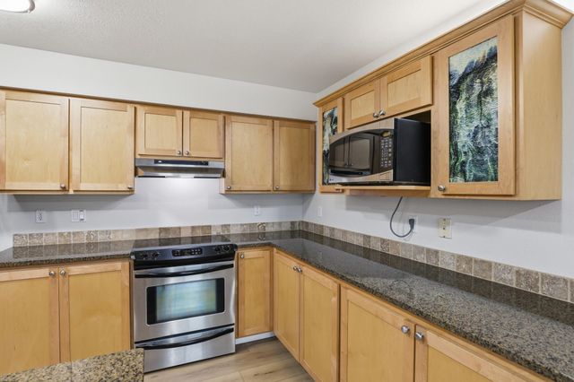 22855 E Country Vista Dr, Liberty Lake, WA 99019