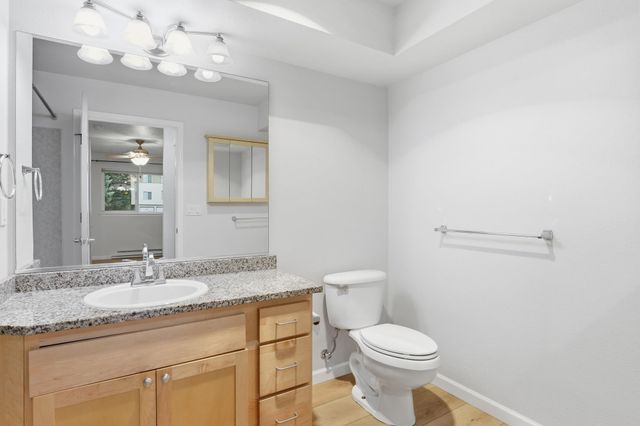 22855 E Country Vista Dr, Liberty Lake, WA 99019