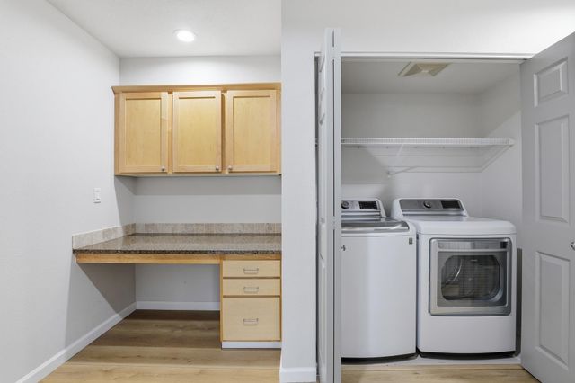 22855 E Country Vista Dr, Liberty Lake, WA 99019