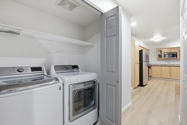 22855 E Country Vista Dr, Liberty Lake, WA 99019