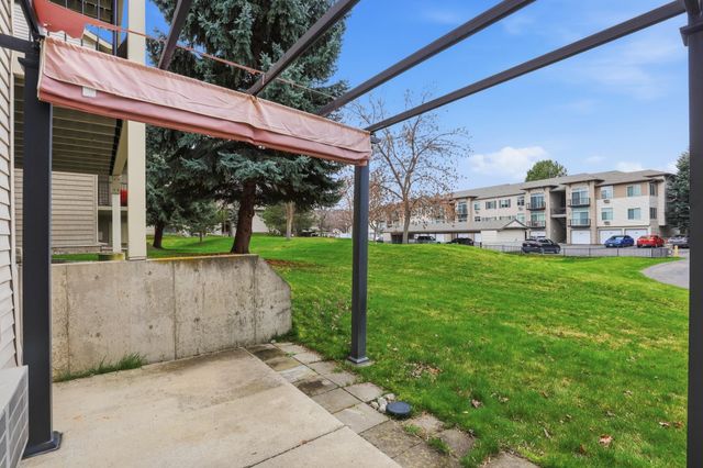 22855 E Country Vista Dr, Liberty Lake, WA 99019