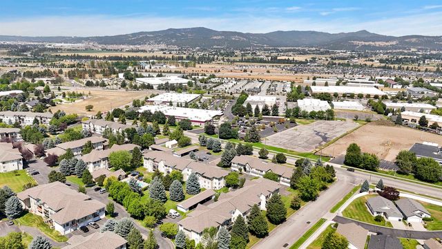 22855 E Country Vista Dr, Liberty Lake, WA 99019