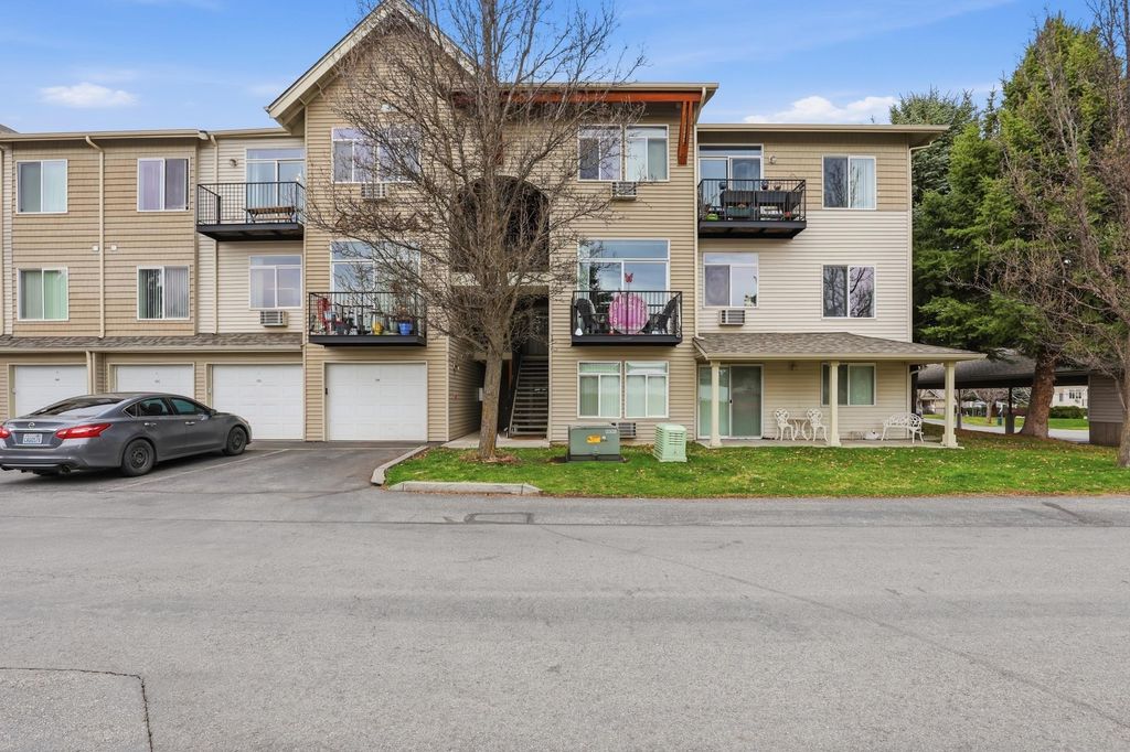 22855 E Country Vista Dr, Liberty Lake, WA 99019