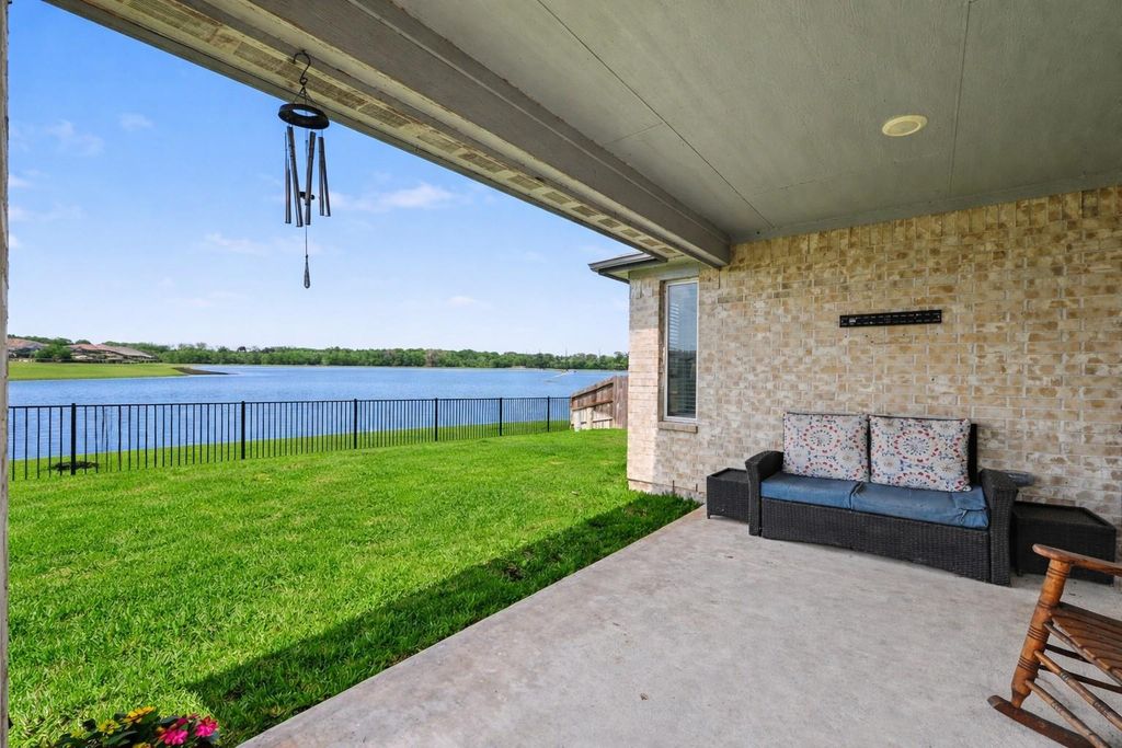 5842 Wayne Way, Rosenberg, TX 77471