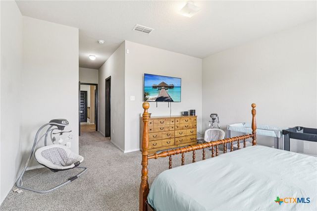 2505 Dino Drive, Seguin, TX 78155