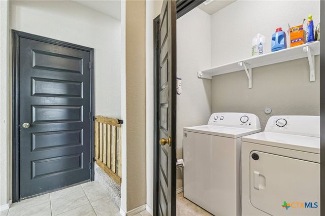 2505 Dino Drive, Seguin, TX 78155