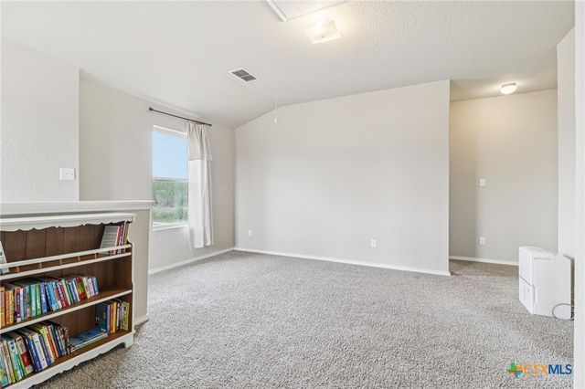 2505 Dino Drive, Seguin, TX 78155