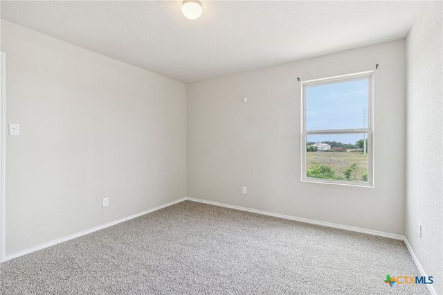2505 Dino Drive, Seguin, TX 78155