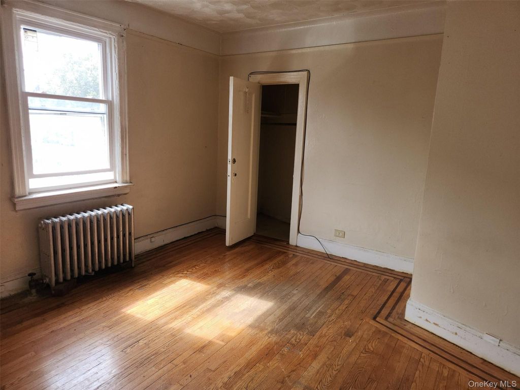 859 Penfield Street, Bronx, NY 10470 — photo 5