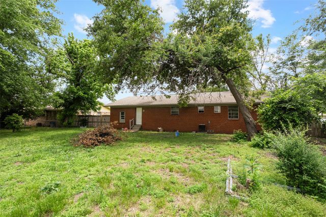 229 Bois D Arc Street, Canton, TX 75103