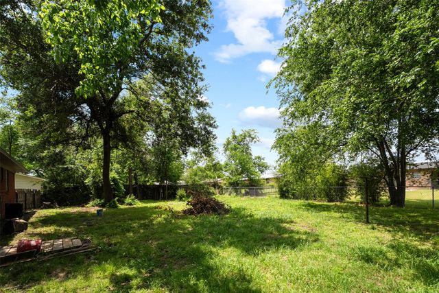 229 Bois D Arc Street, Canton, TX 75103