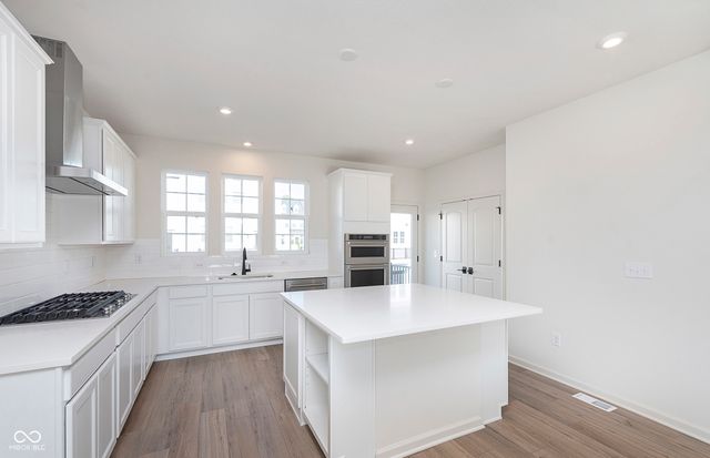 14531 Elsmere Lane, Carmel, IN 46074