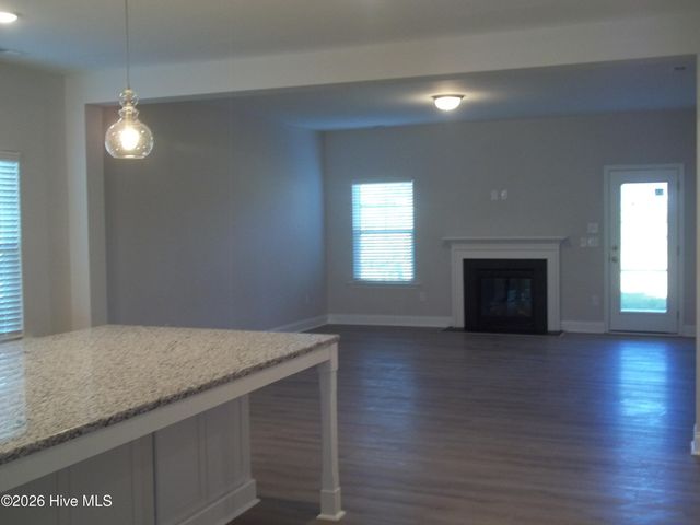 821 Red Sky Drive NE, Winnabow, NC 28479