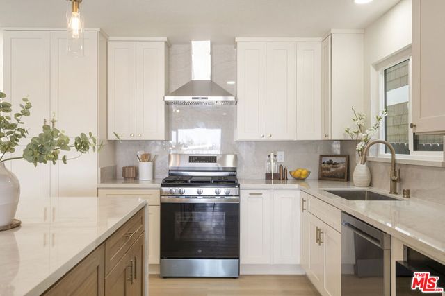 1747 Wollacott Street, Redondo Beach, CA 90278