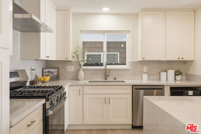 1747 Wollacott Street, Redondo Beach, CA 90278