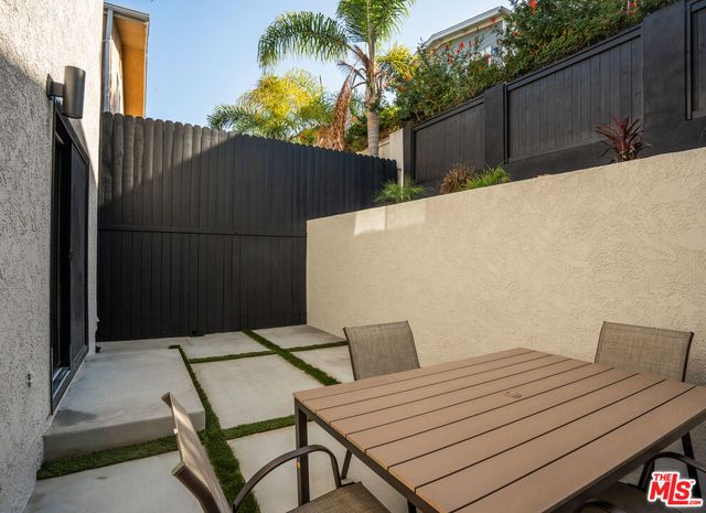 1747 Wollacott Street, Redondo Beach, CA 90278
