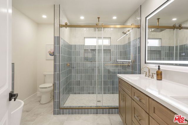 1747 Wollacott Street, Redondo Beach, CA 90278