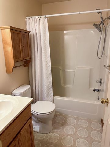 1137 Canary Drive, Davison, MI 48423