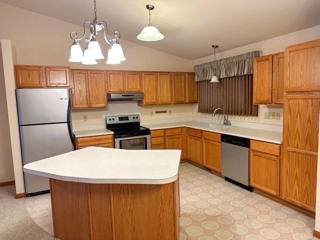 1137 Canary Drive, Davison, MI 48423