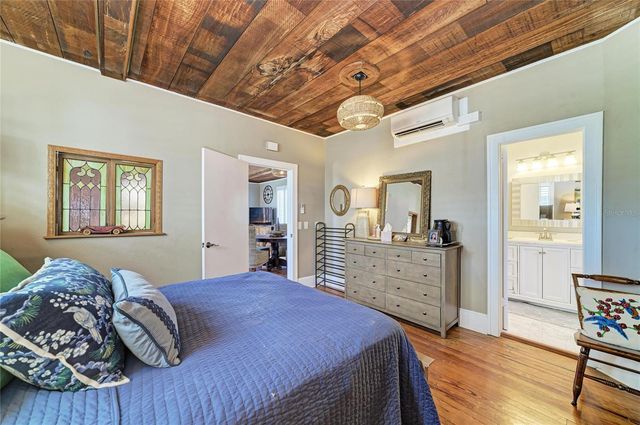 210 N 17TH STREET W 14, Bradenton, FL 34205