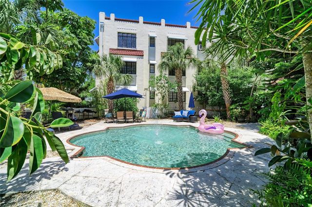 210 N 17TH STREET W 14, Bradenton, FL 34205