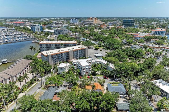 210 N 17TH STREET W 14, Bradenton, FL 34205