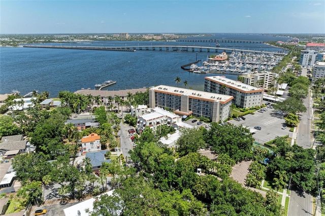 210 N 17TH STREET W 14, Bradenton, FL 34205