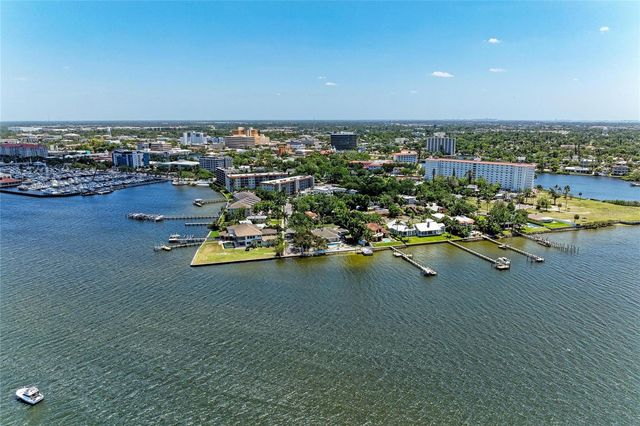 210 N 17TH STREET W 14, Bradenton, FL 34205