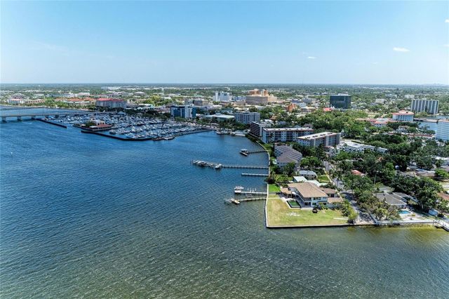 210 N 17TH STREET W 14, Bradenton, FL 34205