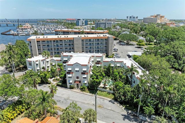 210 N 17TH STREET W 14, Bradenton, FL 34205