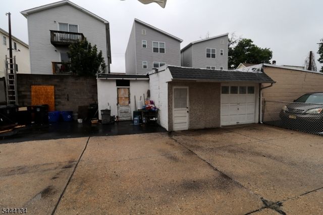 270 N 12Th St, Newark City, NJ 07107