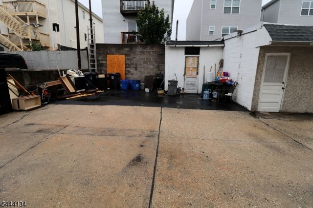 270 N 12Th St, Newark City, NJ 07107