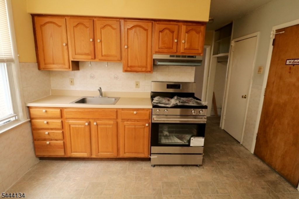 270 N 12Th St, Newark City, NJ 07107 — photo 5