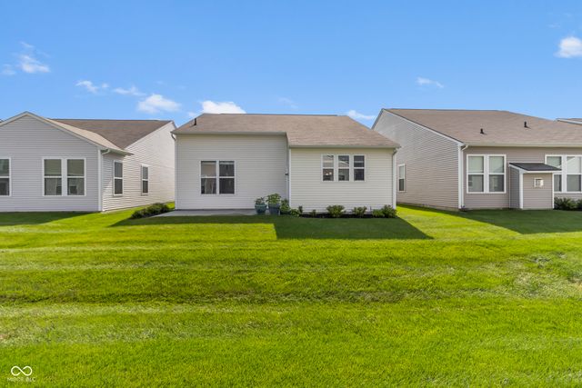 13456 Ravenswood Trail, Fishers, IN 46037