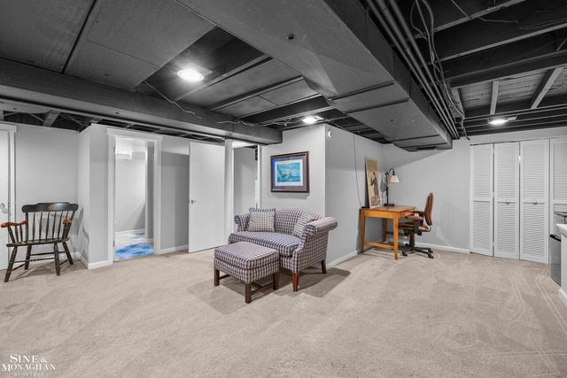 401 Mckinley Avenue, Grosse Pointe Farms, MI 48236