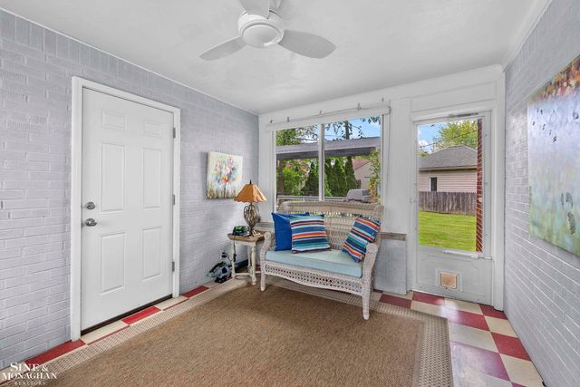 401 Mckinley Avenue, Grosse Pointe Farms, MI 48236