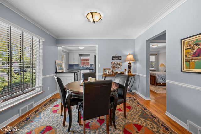 401 Mckinley Avenue, Grosse Pointe Farms, MI 48236