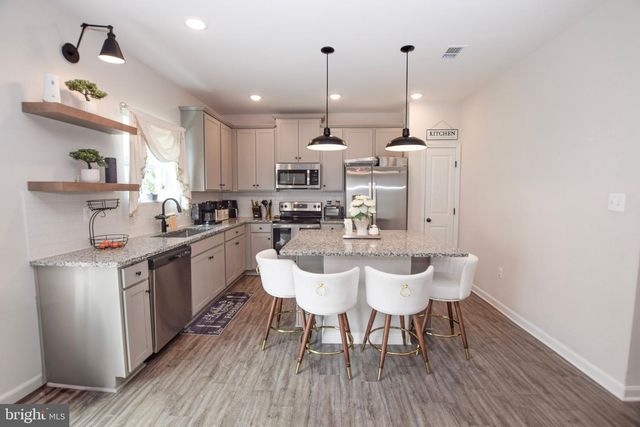 14 DIVING SCAUP RD, Hedgesville, WV 25427