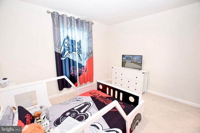 14 DIVING SCAUP RD, Hedgesville, WV 25427