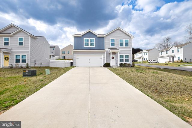 14 DIVING SCAUP RD, Hedgesville, WV 25427