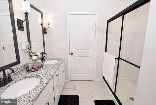 14 DIVING SCAUP RD, Hedgesville, WV 25427