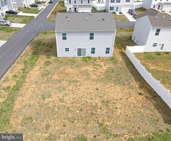 14 DIVING SCAUP RD, Hedgesville, WV 25427