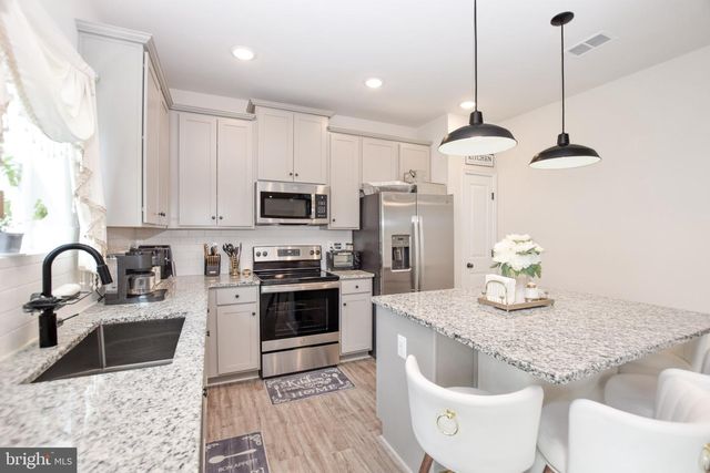 14 DIVING SCAUP RD, Hedgesville, WV 25427