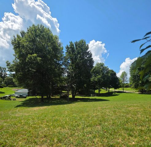 1006 Rainbow Drive, Albany, KY 42602