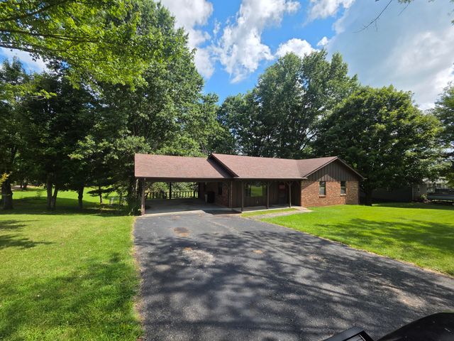 1006 Rainbow Drive, Albany, KY 42602