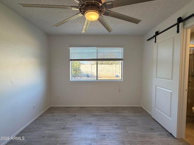 4140 W PARADISE Drive, Phoenix, AZ 85029