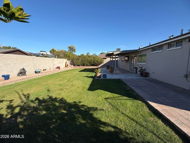 4140 W PARADISE Drive, Phoenix, AZ 85029