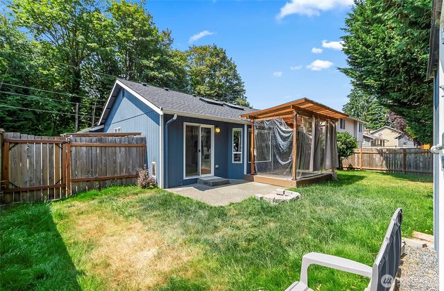 5601 71st Avenue W, Marysville, WA 98270
